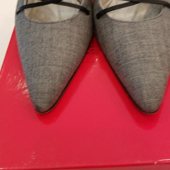 Charles Jourdan pumps - Picture 5 of 8